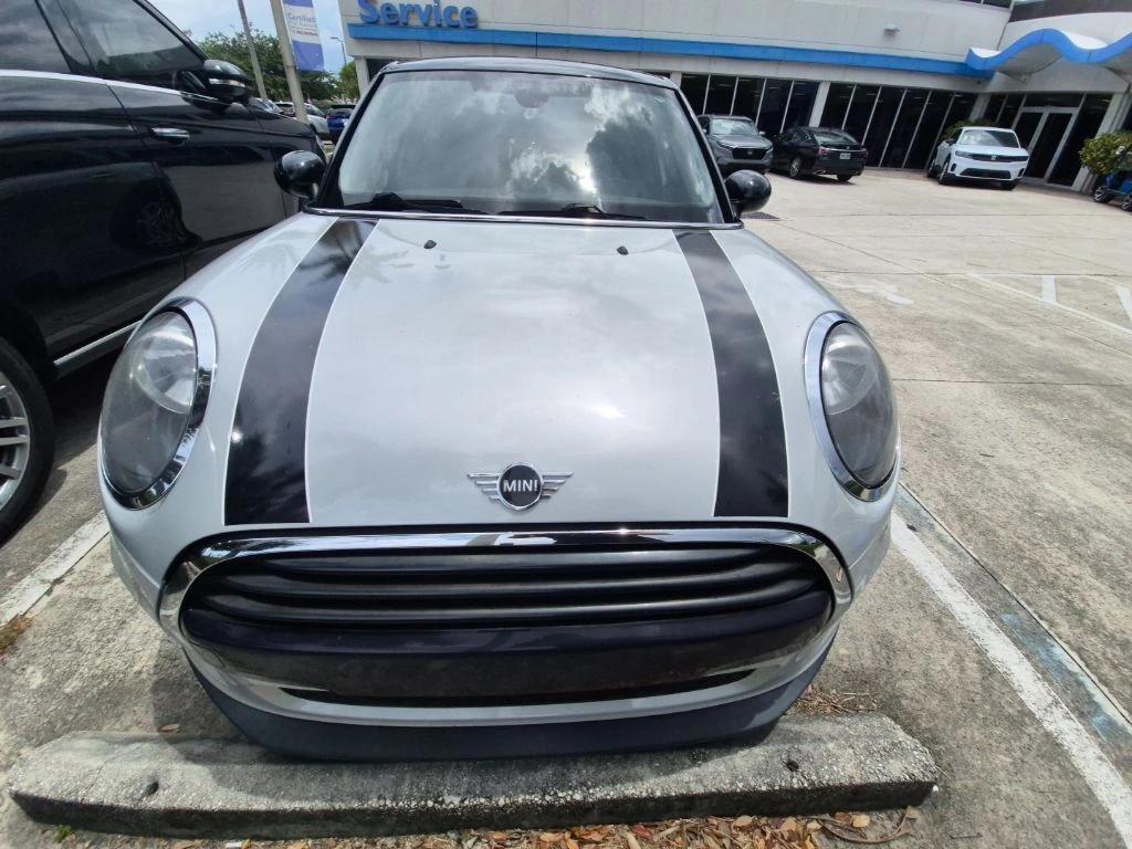 mini hardtop 4 door 2019 WMWXU1C51K2J02251 image mini hardtop 4 door 2019 WMWXU1C51K2J02251 image